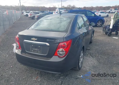 2012 Chevrolet Sonic Ltz из США, поврежденный, VIN 1G1JE5SH0C4227653